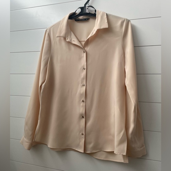 Zara button down blouse size large - Picture 7 of 10